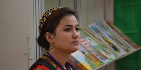 АКС: Намоишгоҳи байналмилалии “Китоби Душанбе”