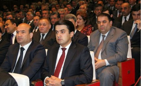 Вокунишҳо ба паёми Э.Раҳмон: "Агар номзадияшро нагузорад..."
