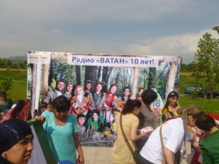 «Ҷашни бузурги хонаводагӣ» дар боғи «Пойтахт» (АКС)