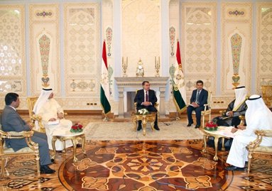 Аз Эмомалӣ Раҳмон ҳадафи сафараш ба Кувайтро пурсиданд