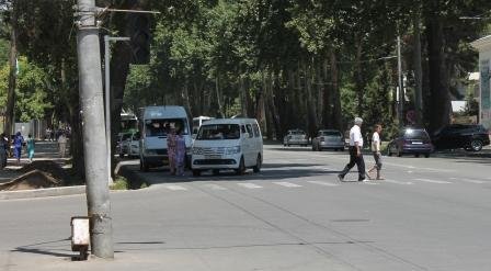 "Шаҳри бехатар": Оғози насби камераҳо дар роҳҳои Душанбе (АКС)