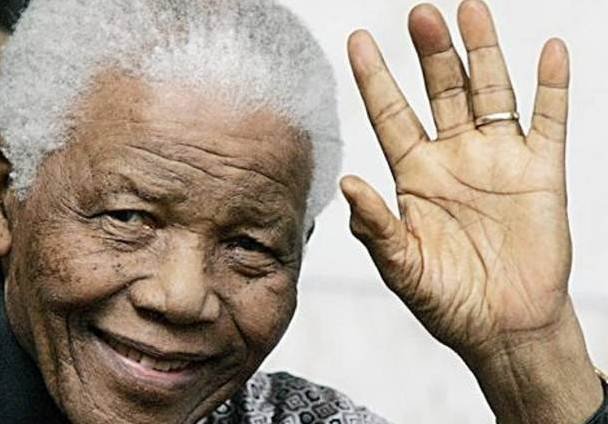 Ҷашни 95-солагии Нелсон Мандела дар бемористон
