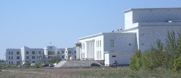 Президент барои сухтори бозор прокурорро аз вазифа гирифт