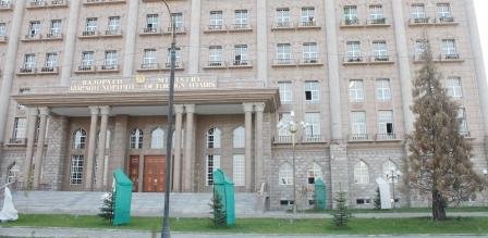 (АКС) Сиквоҳои шинондаи президент дар Душанбе хушк шудаанд