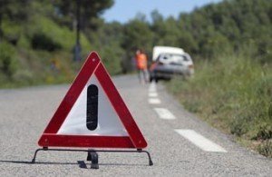 Садамаи нақлиётӣ нагузошт, Сарвинози 21-сола арӯсӣ кунад