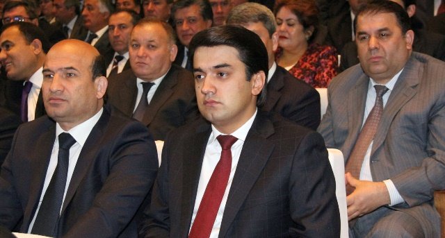 Рустами Эмомалиро барои соли 2020 омода мекунанд?