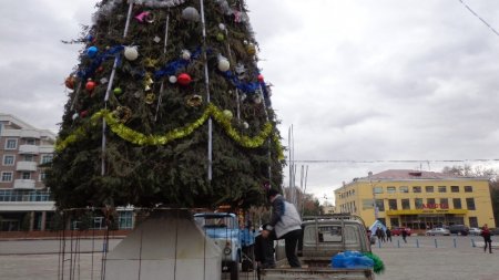 АКС: Омодагии Хуҷанд барои таҷлил аз Соли нави 2014