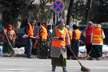 1 миллион идонаи Убайдуллоев ба кӯчарӯбони Душанбе