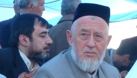 Қозии собиқи мусулмонҳо: “Ба донишгоҳе, ки бо сатр намемонад, наравед”