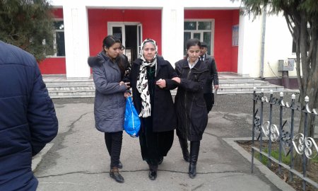 АКС: Охунов аз даъвояш алайҳи Қудратов даст кашид