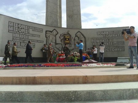 Абдураҳмон Қодирӣ ҶБВ-ро аз ҷангҳои фоҷиабортарини башарият гуфт (АКС)