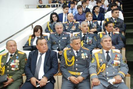 Тавсифи вазир аз корнамоии Маҳмадов дар ШКД-и Ваҳдат ва мукофоти Президент (АКС)