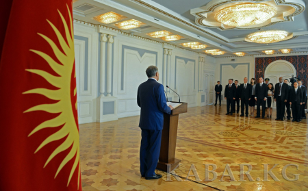 Президенти Қирғизистон: Бо Э.Раҳмон муносиботи хубу гарм дорам