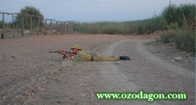 Ҳалокати қочоқчии афғон дар пайи задухӯрд бо марзбонони тоҷик