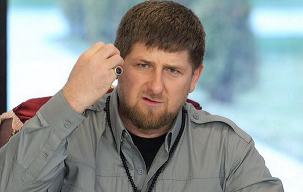 Вокуниши Қодиров ба латукӯби духтари Емеляненко