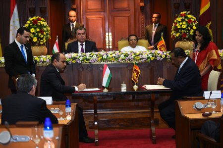 АКС: Имзои 4 санад ва даъвати Президенти Шри-Ланка ба Тоҷикистон