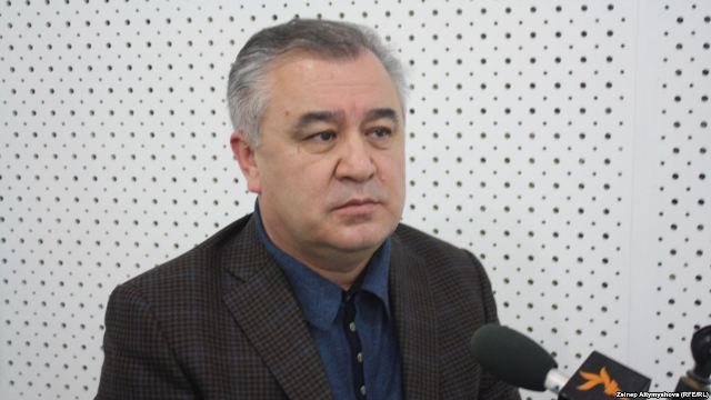 Текебаев гуфт, хазинаи президентро дар офшор кашф кардааст