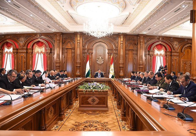 Қонуни нав: Дороии пайвандони вазирон санҷида мешавад