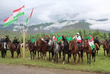 Дар Душанбе бо 51000 сомонӣ пойгаи аспдавонӣ баргузор мекунанд