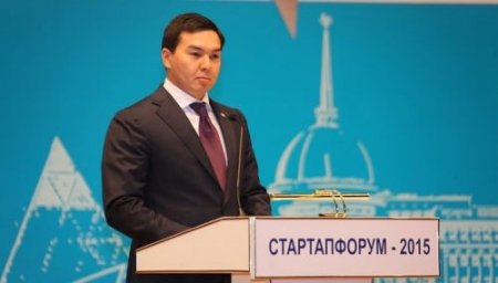 Рустами Эмомалӣ, Артем Новиков, Хоуп Хикс... Ҷавонтарин мансабдорони Осиёи Марказӣ ва ҷаҳон киҳоянд?